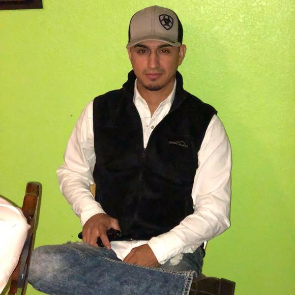 Meet your Posher, Adrian - Picture 1 of 1